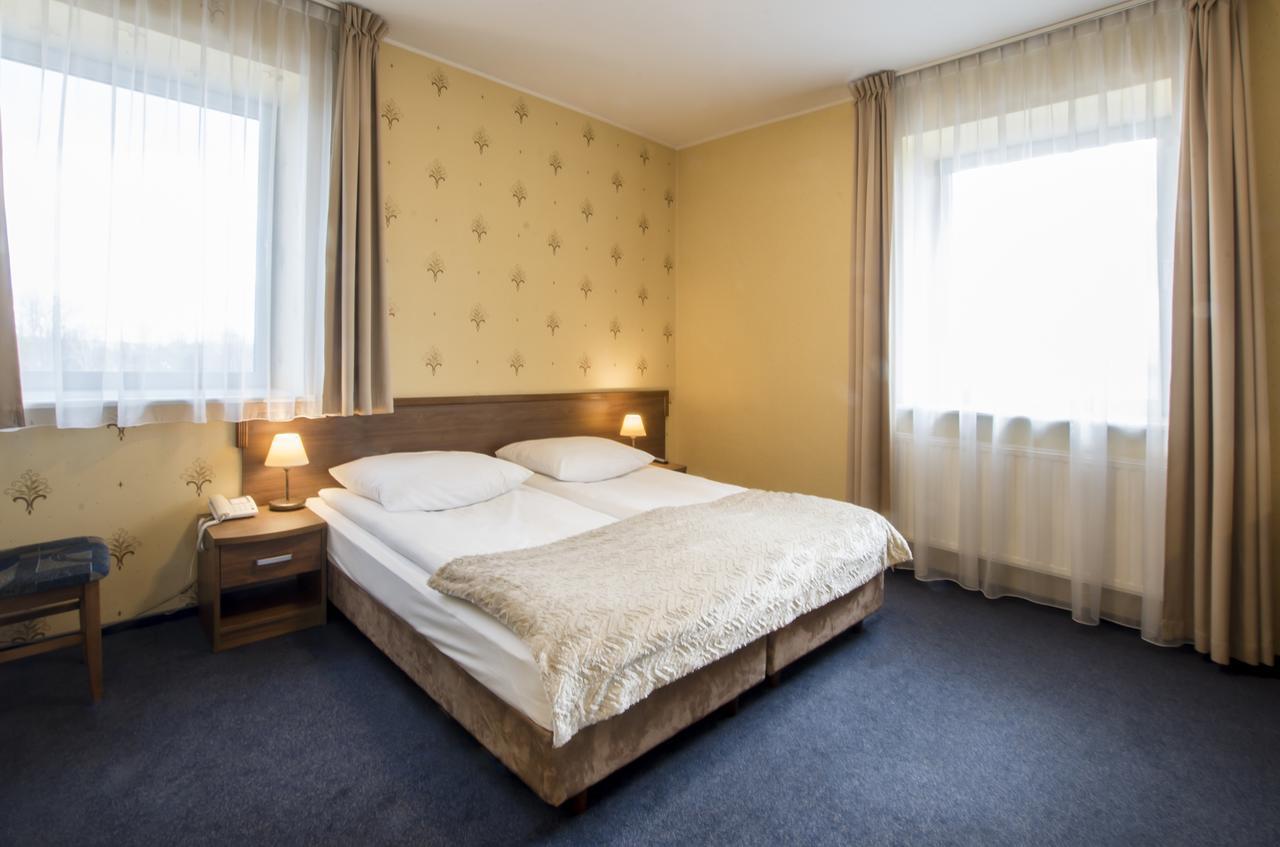 Apart Chopin Pruszcz Gdański Exterior foto